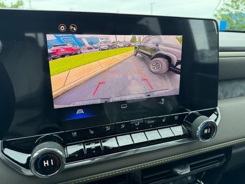 New 2026 Chevrolet Colorado ZR2 AWD/4WD image 15