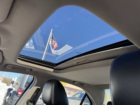 Used 2010 Ford Fusion SEL image 16