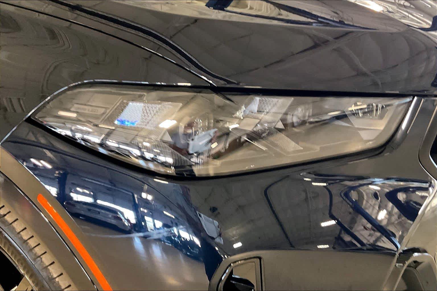 New 2027 BMW X6 xDrive40i AWD/4WD image 13