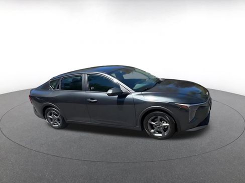 Used 2025 Kia K4 FWD image 2