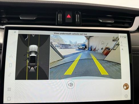 Certified 2025 Jaguar F-PACE R-Dynamic S image 20