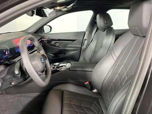 New 2026 BMW 530i xDrive w/ Premium Package image 6