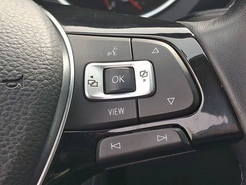 Used 2019 Volkswagen Tiguan SE w/ Panoramic Sunroof Package image 22