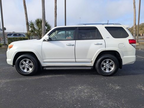 Used 2011 Toyota 4Runner SR5 w/ Premium Pkg w/Leather image 7