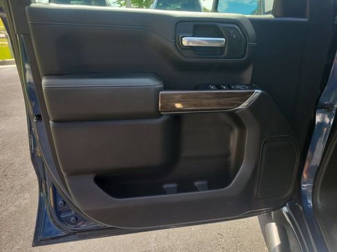 Used 2019 Chevrolet Silverado 1500 RST w/ All-Star Edition RWD image 16