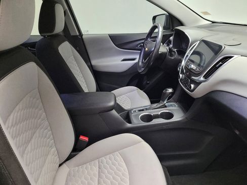 Used 2019 Chevrolet Equinox LT w/ Sun & Navigation Package AWD/4WD image 21