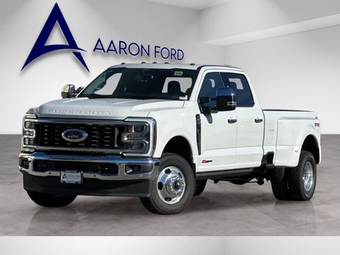 New 2025 Ford F350 Lariat w/ Lariat Ultimate Package image 2