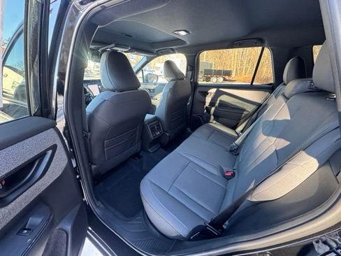 New 2026 Subaru Outback Limited image 10