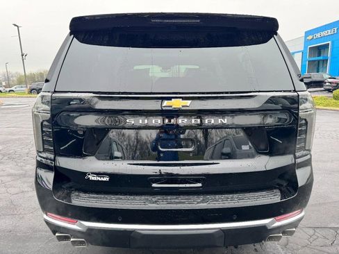 New 2026 Chevrolet Suburban High Country AWD/4WD image 4