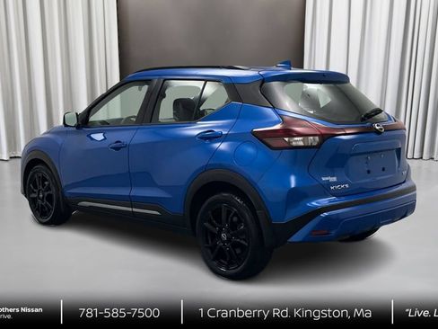 Certified 2023 Nissan Kicks SR w/ SR Premium Package FWD image 7
