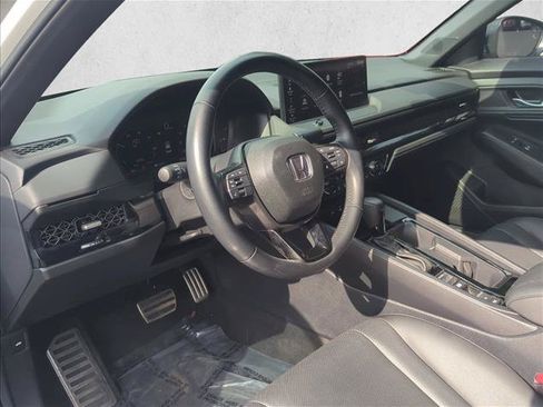 Used 2024 Honda Accord Sport image 9