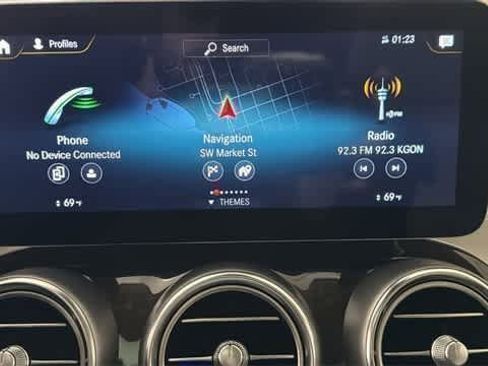 Used 2021 Mercedes-Benz GLC 300 4MATIC image 20