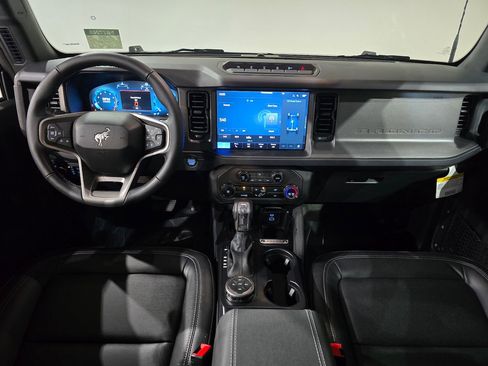 New 2025 Ford Bronco Badlands image 29