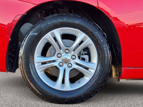 Used 2023 Dodge Charger SXT RWD image 10