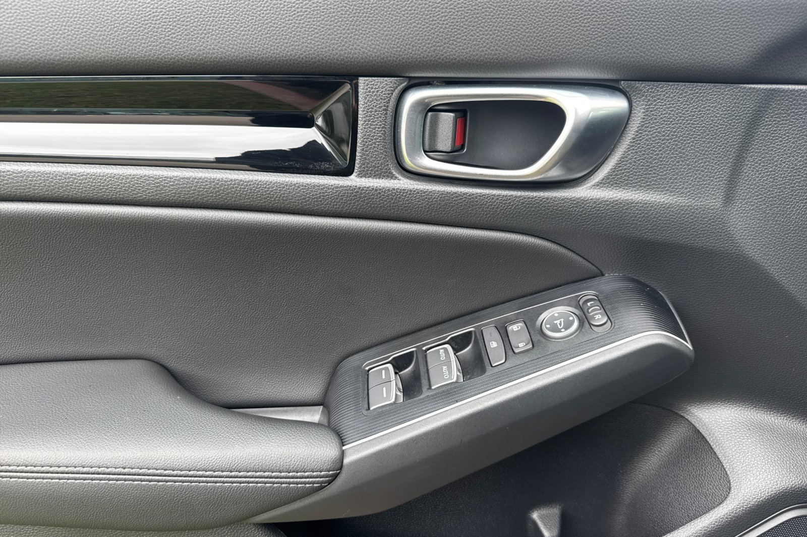 Certified 2026 Honda Civic Sport Touring image 11