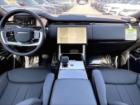 New 2026 Land Rover Range Rover SE AWD/4WD image 10