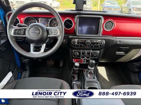 Used 2023 Jeep Gladiator Rubicon w/ Trailer Tow Package AWD/4WD image 14