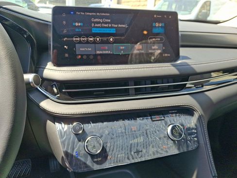 New 2026 INFINITI QX60 Luxe w/ Cargo Package AWD/4WD image 8