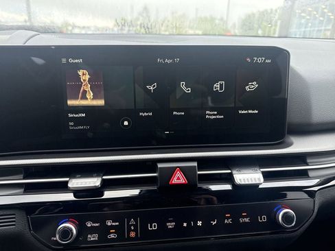 New 2026 Kia Sportage LX FWD image 12