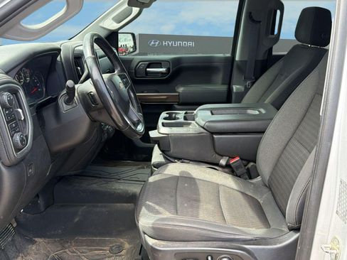 Used 2019 Chevrolet Silverado 1500 LT w/ Texas Edition AWD/4WD image 4