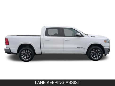 Used 2025 RAM 1500 Laramie AWD/4WD image 6