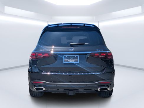 New 2026 Mercedes-Benz GLS 450 4MATIC image 4