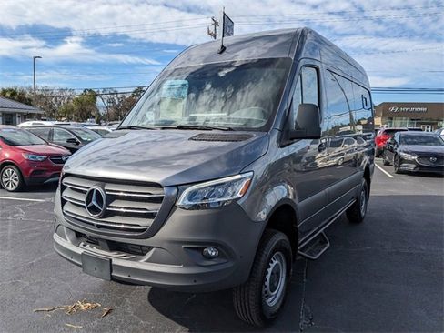 New 2024 Mercedes-Benz Sprinter 2500 image 9