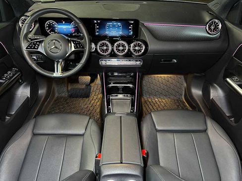 Certified 2025 Mercedes-Benz GLA 250 4MATIC image 42