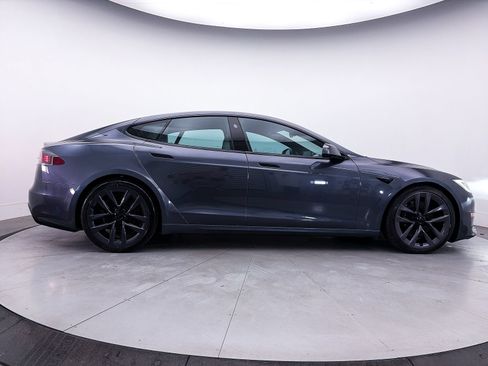 Used 2022 Tesla Model S AWD/4WD image 34