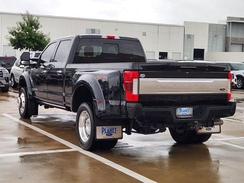 Used 2018 Ford F450 Platinum w/ Platinum Ultimate Package AWD/4WD image 5