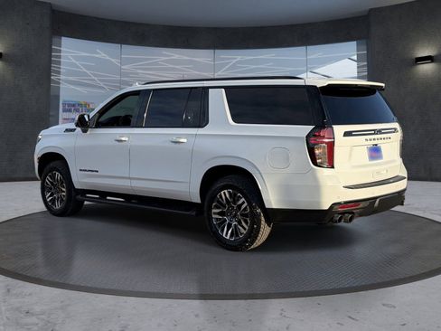 Certified 2023 Chevrolet Suburban Z71 w/ Z71 Off-Road Package AWD/4WD image 4