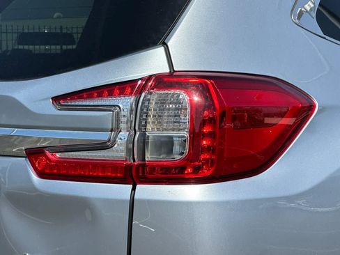 Used 2023 Subaru Ascent Premium w/ Convenience Package AWD/4WD image 31
