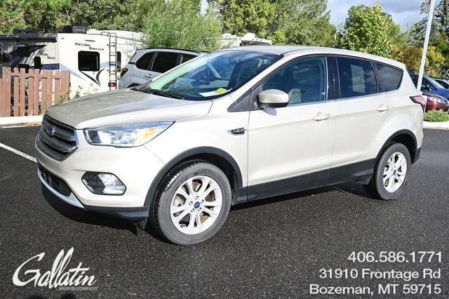 Used 2017 Ford Escape SE AWD/4WD image 1