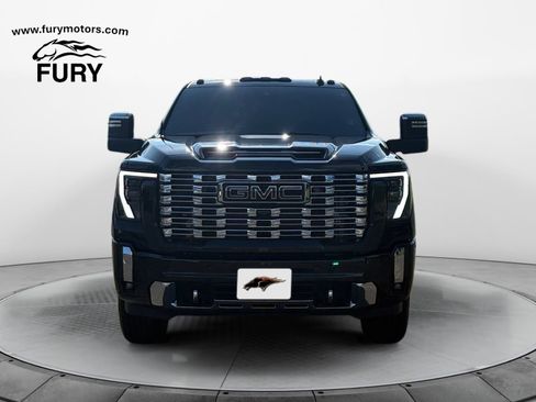 Used 2024 GMC Sierra 2500 Denali w/ Denali Reserve Package AWD/4WD image 9