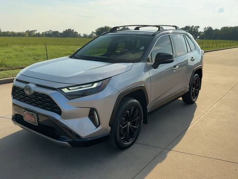 Used 2023 Toyota RAV4 XSE image 3