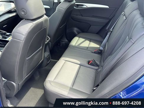 Used 2024 Buick Envision Avenir AWD/4WD image 11