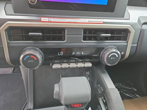 New 2026 Toyota Tacoma TRD Off-Road AWD/4WD image 23