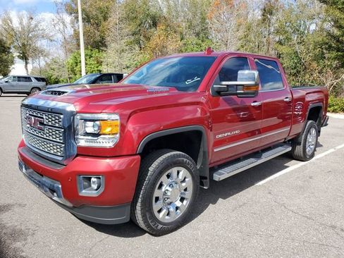 Used 2018 GMC Sierra 2500 Denali w/ Duramax Plus Package image 2