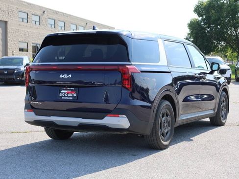 Used 2026 Kia Carnival FWD image 9