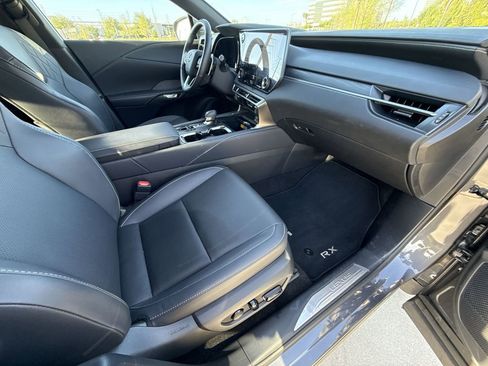 Used 2025 Lexus RX 350 Premium w/ Accessory Package (Z1) image 15