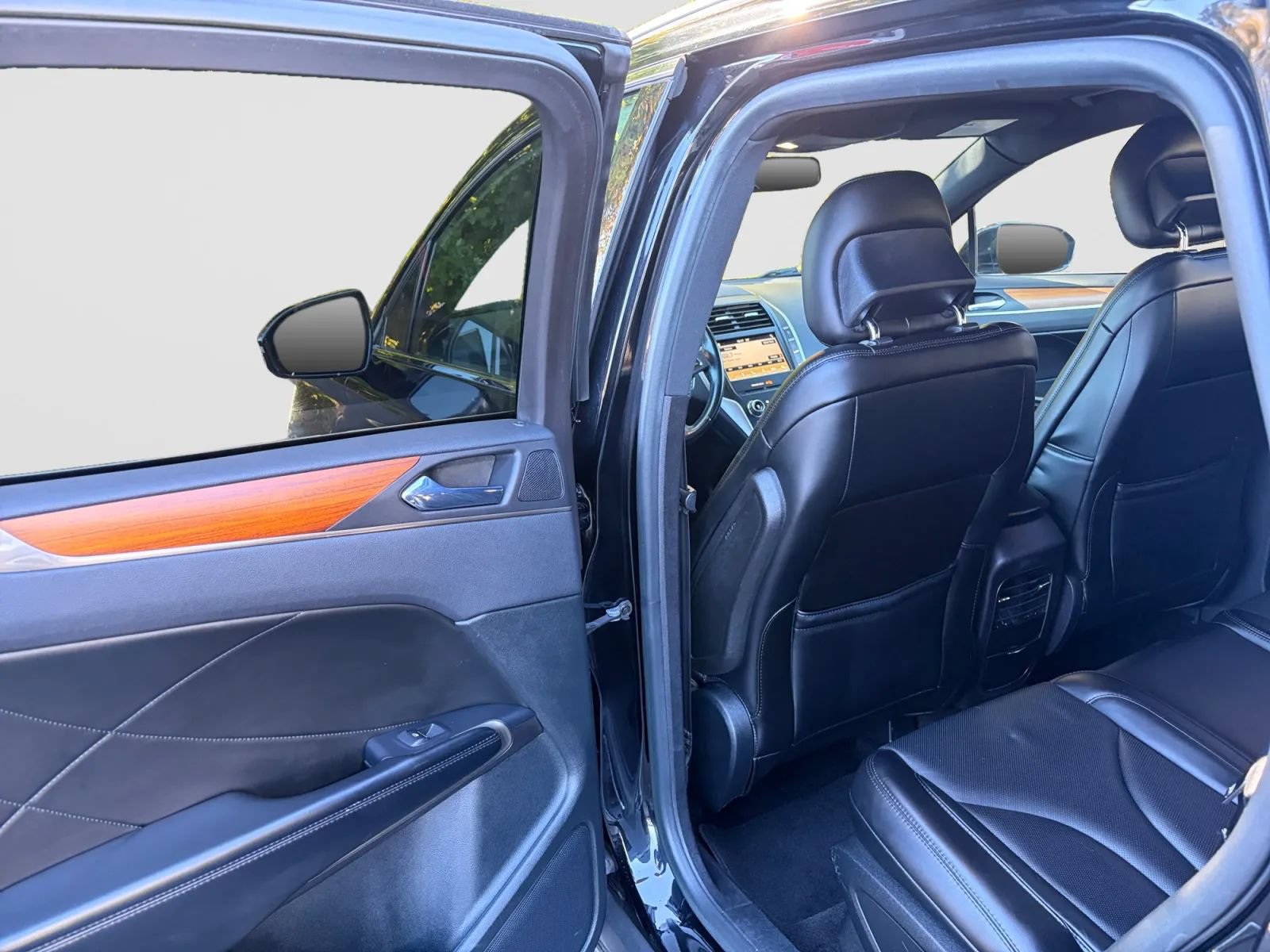 Used 2017 Lincoln MKC Reserve AWD/4WD image 14