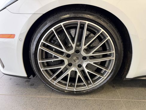 Used 2025 Porsche Panamera Turbo image 10