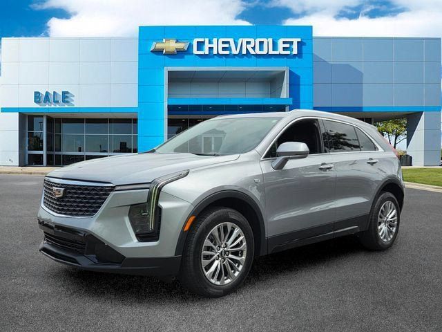 Used 2024 Cadillac XT4 Premium Luxury FWD image 7