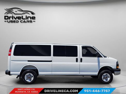 Used 2025 GMC Savana 3500 LT w/ LT Preferred Equipment Group RWD image 11