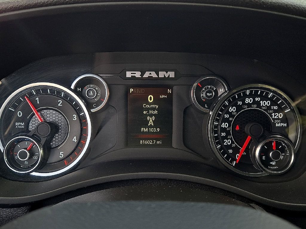 Used 2024 RAM 2500 Tradesman w/ Chrome Appearance Group AWD/4WD image 18