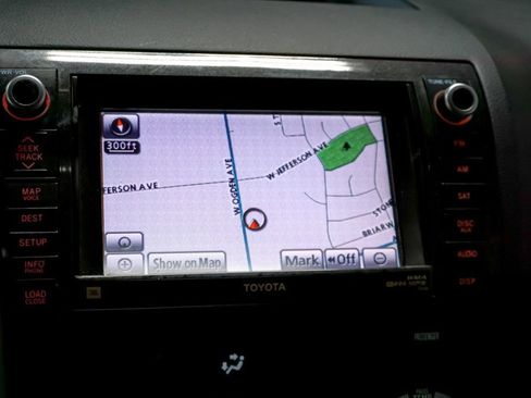Used 2010 Toyota Sequoia Limited AWD/4WD image 39