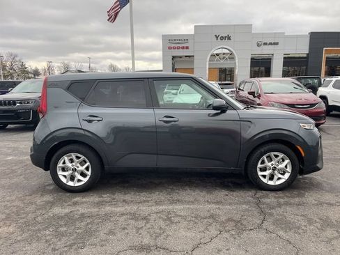 Used 2021 Kia Soul S FWD image 6