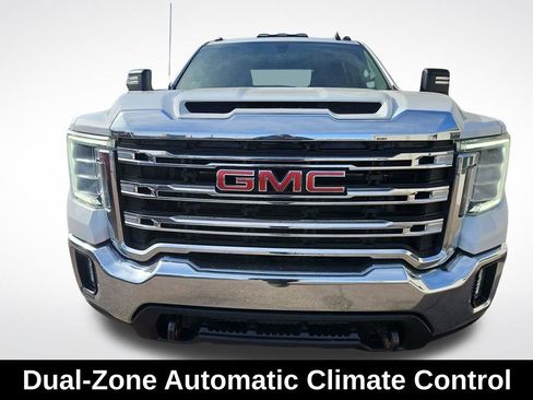 Used 2023 GMC Sierra 3500 SLE w/ SLE Convenience Package AWD/4WD image 9