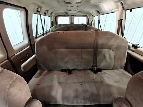 Used 2012 Ford E-350 and Econoline 350 XLT RWD image 17