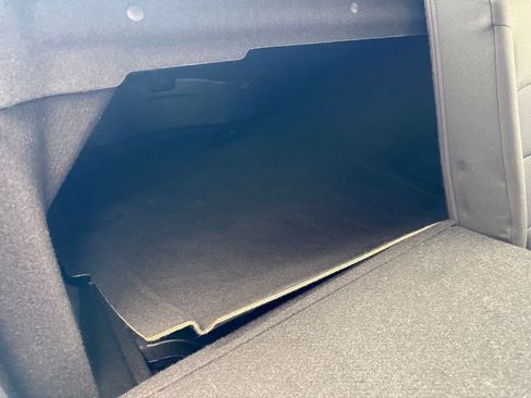 Used 2019 Chevrolet Cruze LT FWD image 70